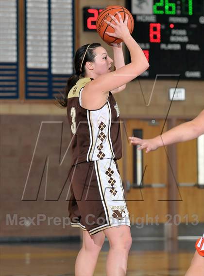 Thumbnail 2 in Yuba City vs. Oroville (Chavez Christmas Classic) photogallery.