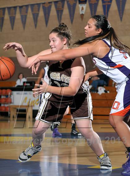Thumbnail 3 in Yuba City vs. Oroville (Chavez Christmas Classic) photogallery.