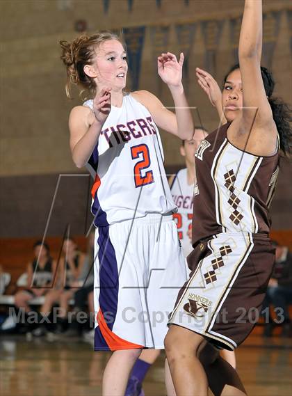 Thumbnail 1 in Yuba City vs. Oroville (Chavez Christmas Classic) photogallery.