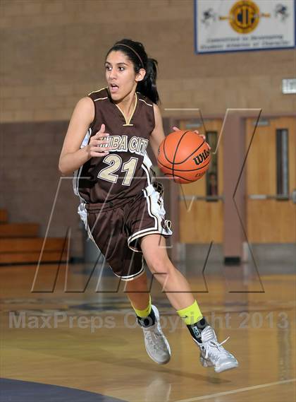 Thumbnail 2 in Yuba City vs. Oroville (Chavez Christmas Classic) photogallery.