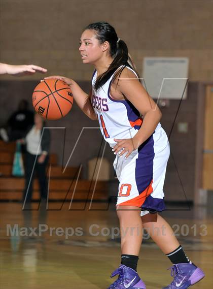 Thumbnail 3 in Yuba City vs. Oroville (Chavez Christmas Classic) photogallery.