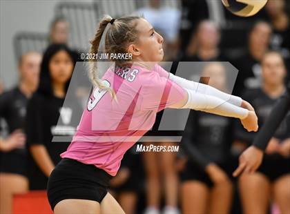 Thumbnail 1 in Round Rock @ Vandegrift photogallery.