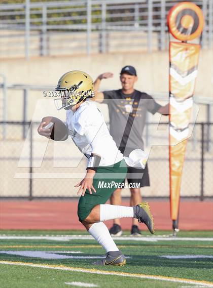 Thumbnail 1 in Moreau Catholic @ Castro Valley photogallery.