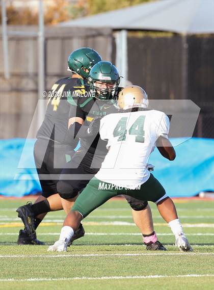Thumbnail 3 in Moreau Catholic @ Castro Valley photogallery.