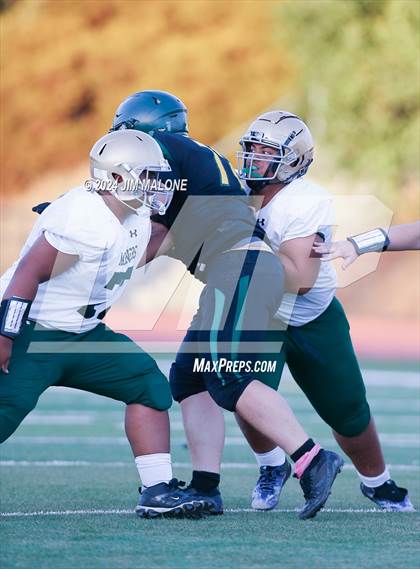 Thumbnail 3 in Moreau Catholic @ Castro Valley photogallery.