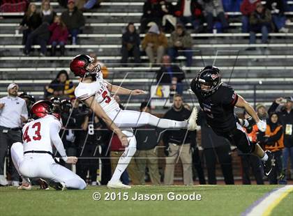 Thumbnail 3 in Maryville vs. Ravenwood (TSSAA Division I Class 6A Final) photogallery.