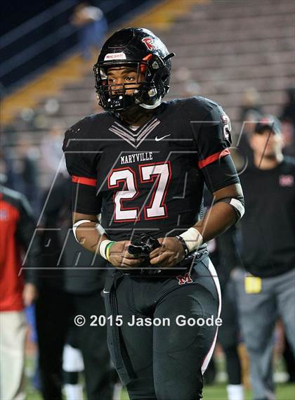 Thumbnail 1 in Maryville vs. Ravenwood (TSSAA Division I Class 6A Final) photogallery.