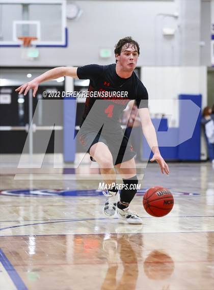Thumbnail 2 in Steamboat Springs vs Centaurus (CHSAA 4A Sweet 16) photogallery.