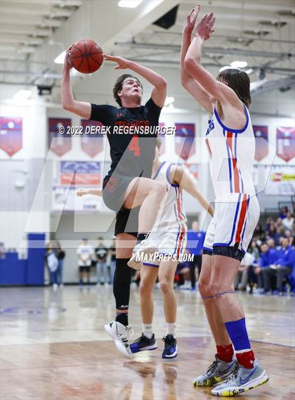 Thumbnail 3 in Steamboat Springs vs Centaurus (CHSAA 4A Sweet 16) photogallery.