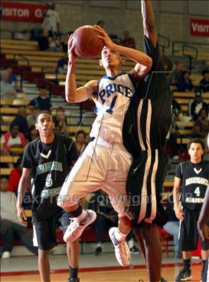 Thumbnail 3 in Renaissance Academy vs. Price (CIF SoCal Regional D5 Final) photogallery.