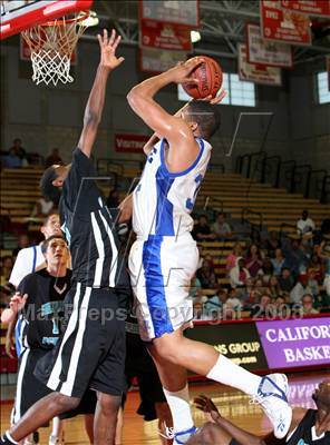 Thumbnail 3 in Renaissance Academy vs. Price (CIF SoCal Regional D5 Final) photogallery.