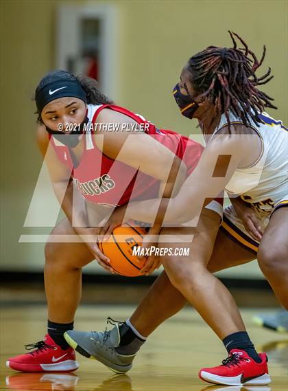 Thumbnail 2 in Hoke County vs Jack Britt (SAC Conference Tournament - First Round) photogallery.