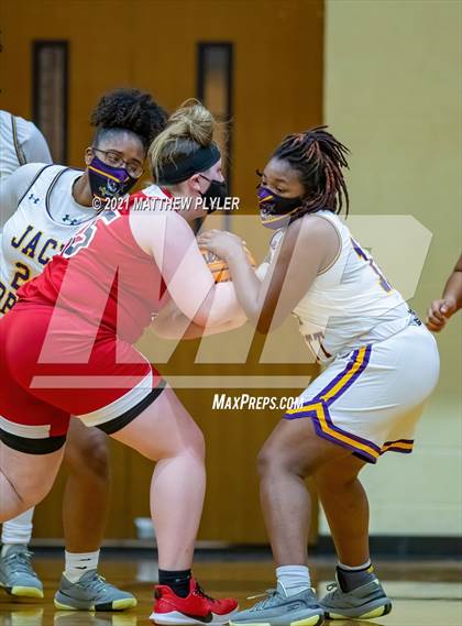 Thumbnail 1 in Hoke County vs Jack Britt (SAC Conference Tournament - First Round) photogallery.