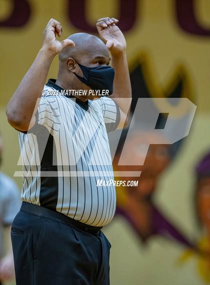 Thumbnail 3 in Hoke County vs Jack Britt (SAC Conference Tournament - First Round) photogallery.