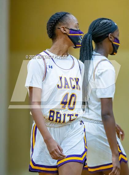 Thumbnail 1 in Hoke County vs Jack Britt (SAC Conference Tournament - First Round) photogallery.