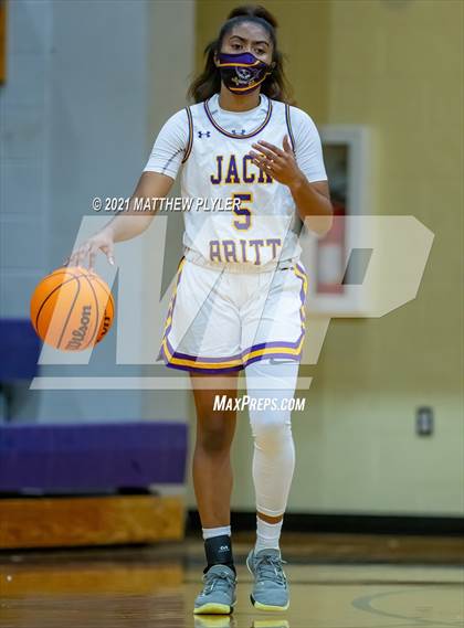 Thumbnail 2 in Hoke County vs Jack Britt (SAC Conference Tournament - First Round) photogallery.