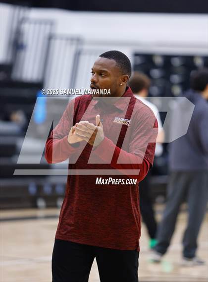 Thumbnail 2 in Oaks Christian vs Providence (The Warrior Tip-Off Classic) photogallery.