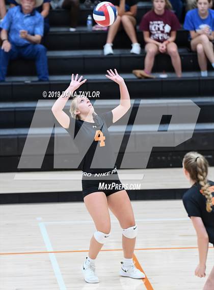 Thumbnail 1 in JV: Peaster @ Springtown photogallery.