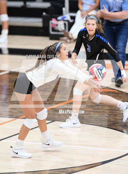 Thumbnail 1 in JV: Peaster @ Springtown photogallery.