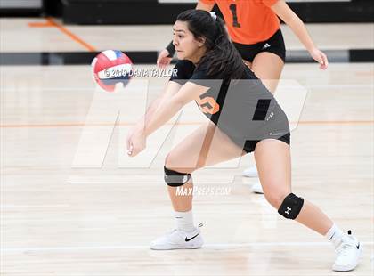 Thumbnail 1 in JV: Peaster @ Springtown photogallery.