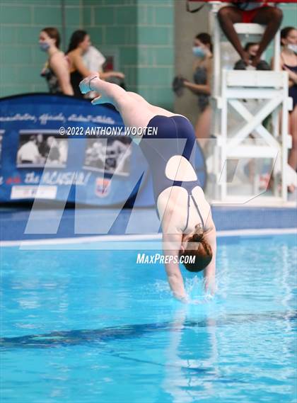 Thumbnail 2 in NCHSAA 1A/2A State Diving Championships photogallery.