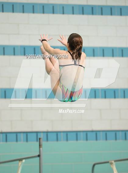 Thumbnail 1 in NCHSAA 1A/2A State Diving Championships photogallery.
