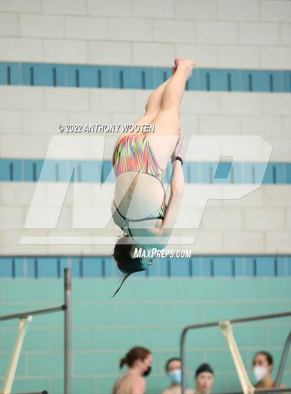Thumbnail 2 in NCHSAA 1A/2A State Diving Championships photogallery.