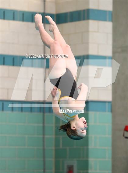 Thumbnail 2 in NCHSAA 1A/2A State Diving Championships photogallery.