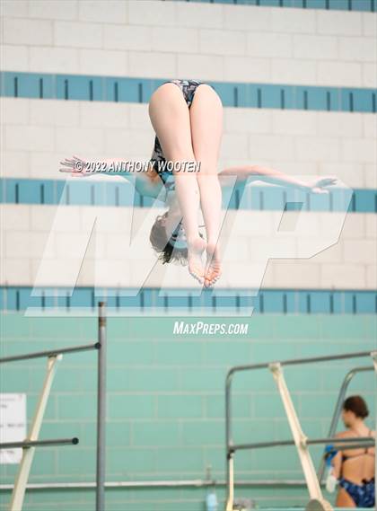 Thumbnail 1 in NCHSAA 1A/2A State Diving Championships photogallery.