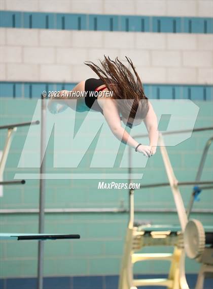 Thumbnail 3 in NCHSAA 1A/2A State Diving Championships photogallery.