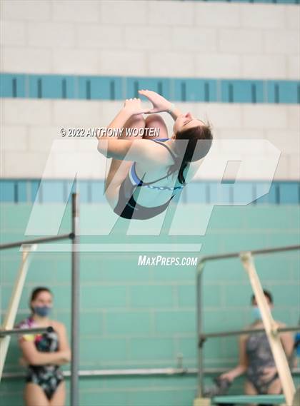 Thumbnail 2 in NCHSAA 1A/2A State Diving Championships photogallery.