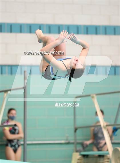Thumbnail 3 in NCHSAA 1A/2A State Diving Championships photogallery.