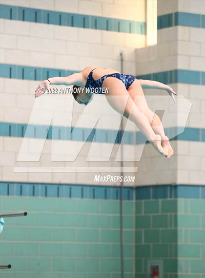 Thumbnail 3 in NCHSAA 1A/2A State Diving Championships photogallery.