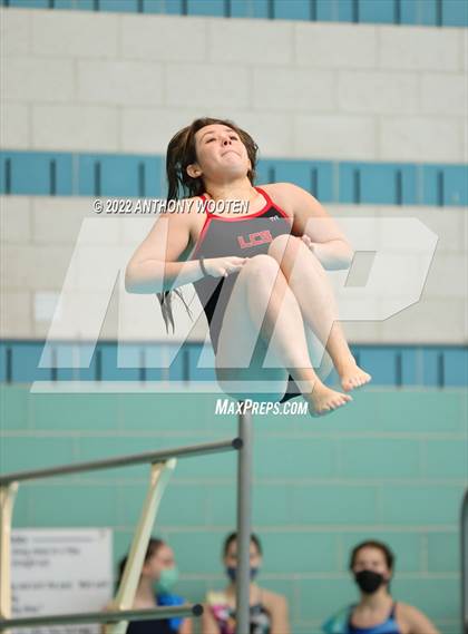Thumbnail 2 in NCHSAA 1A/2A State Diving Championships photogallery.