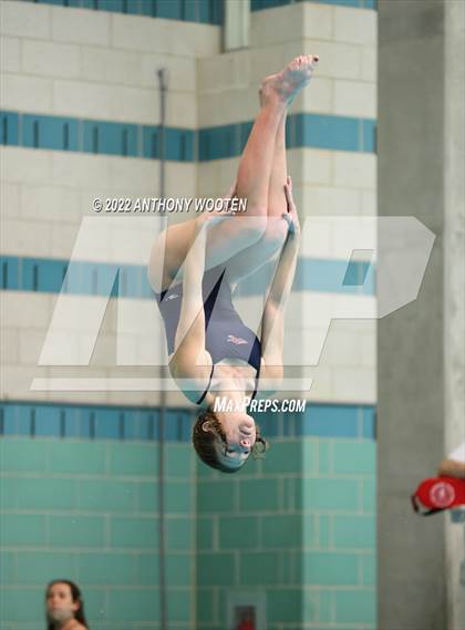 Thumbnail 2 in NCHSAA 1A/2A State Diving Championships photogallery.