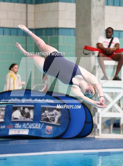 Thumbnail 2 in NCHSAA 1A/2A State Diving Championships photogallery.