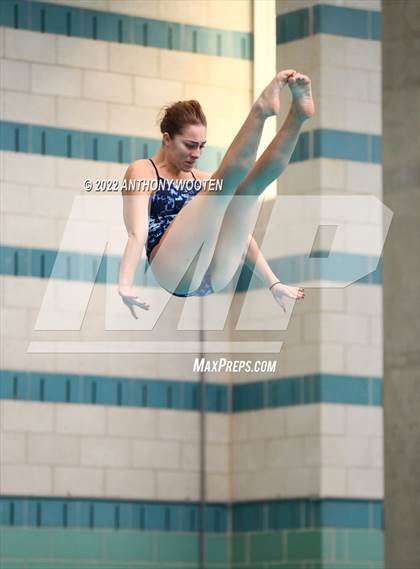 Thumbnail 2 in NCHSAA 1A/2A State Diving Championships photogallery.