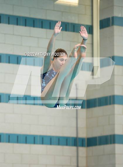Thumbnail 1 in NCHSAA 1A/2A State Diving Championships photogallery.