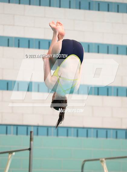 Thumbnail 2 in NCHSAA 1A/2A State Diving Championships photogallery.