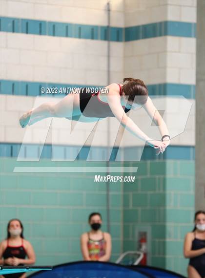 Thumbnail 2 in NCHSAA 1A/2A State Diving Championships photogallery.