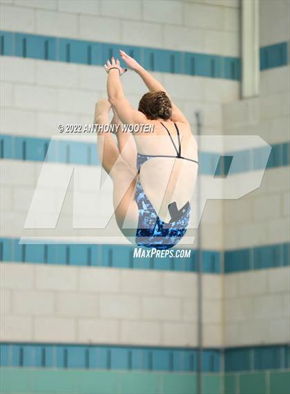 Thumbnail 2 in NCHSAA 1A/2A State Diving Championships photogallery.