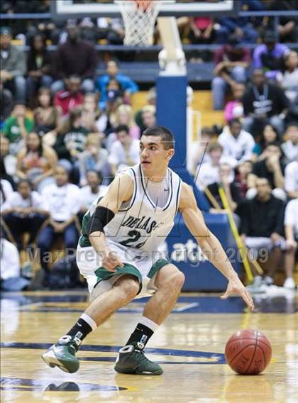 Thumbnail 2 in De La Salle vs. McClymonds (MLK Classic) photogallery.