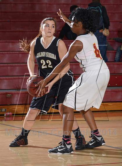 Thumbnail 2 in Golden Sierra @ Encina Prep photogallery.