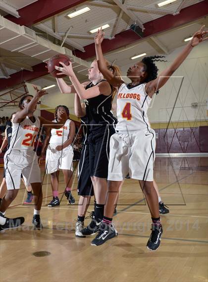 Thumbnail 2 in Golden Sierra @ Encina Prep photogallery.