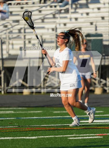 Thumbnail 2 in West Babylon @  Eastport-South Manor photogallery.