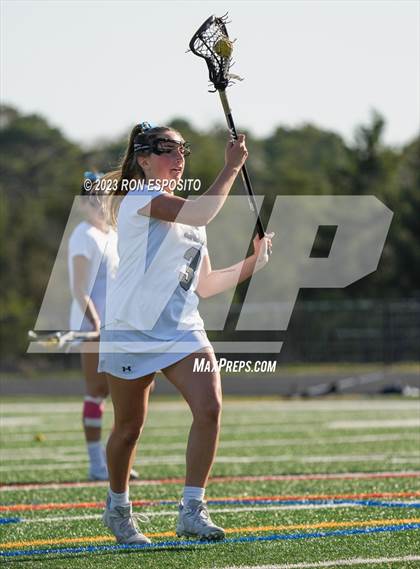 Thumbnail 2 in West Babylon @  Eastport-South Manor photogallery.