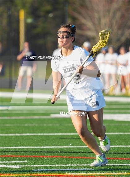 Thumbnail 1 in West Babylon @  Eastport-South Manor photogallery.