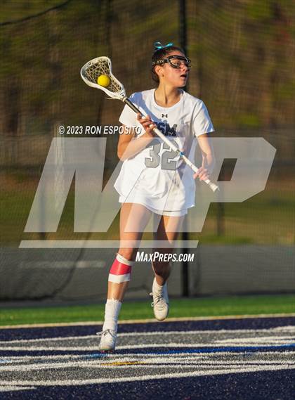 Thumbnail 3 in West Babylon @  Eastport-South Manor photogallery.