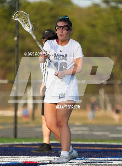 Thumbnail 2 in West Babylon @  Eastport-South Manor photogallery.