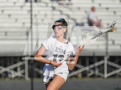 Thumbnail 2 in West Babylon @  Eastport-South Manor photogallery.
